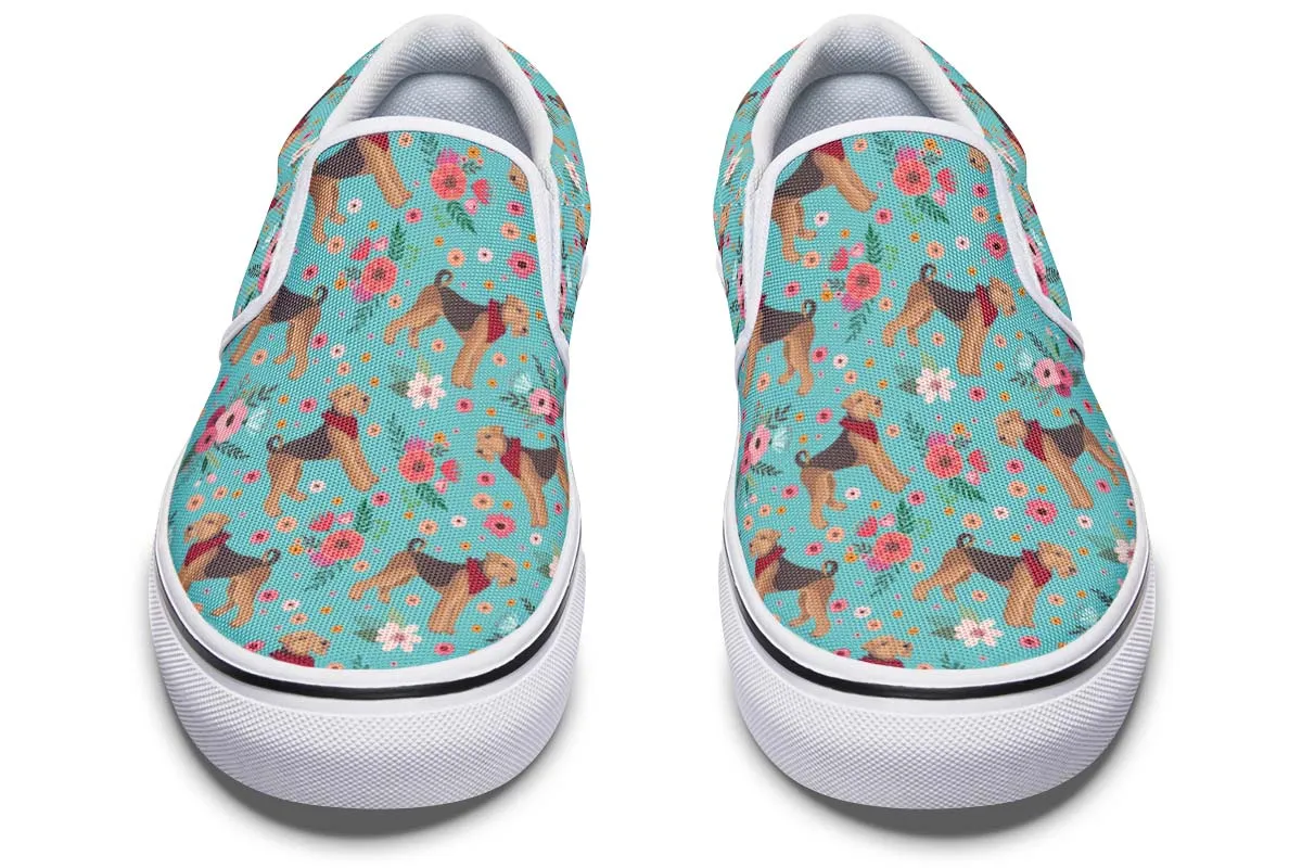 Airedale Terrier Flower Slip-On Shoes