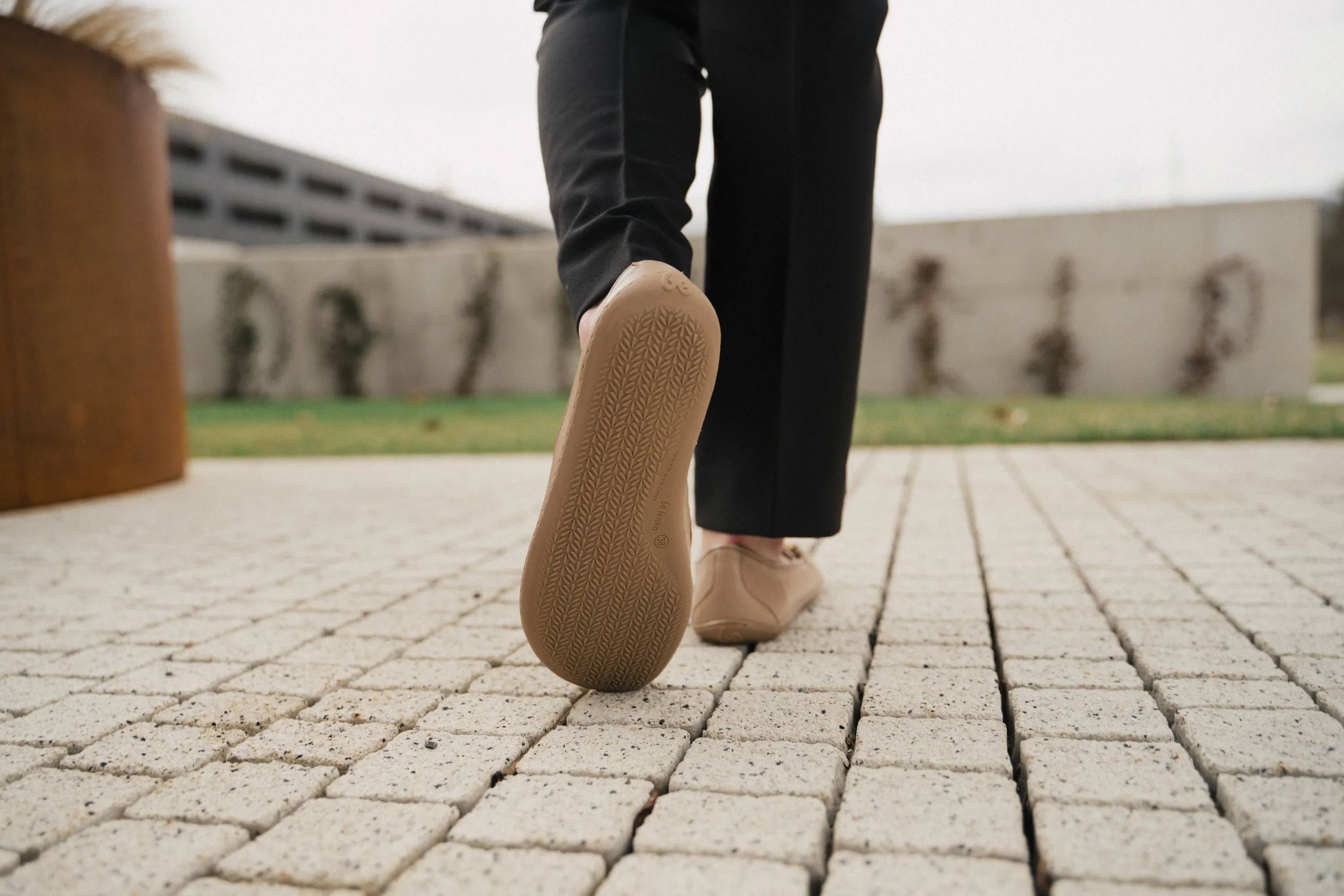 Barefoot Moccasins Be Lenka Viva - Latte Brown