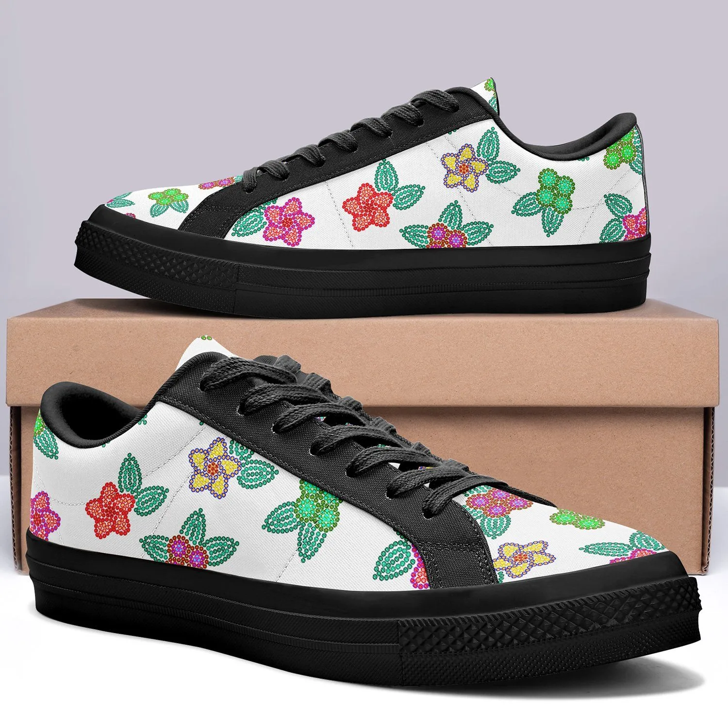 Berry Flowers White Aapisi Low Top Canvas Shoes Black Sole