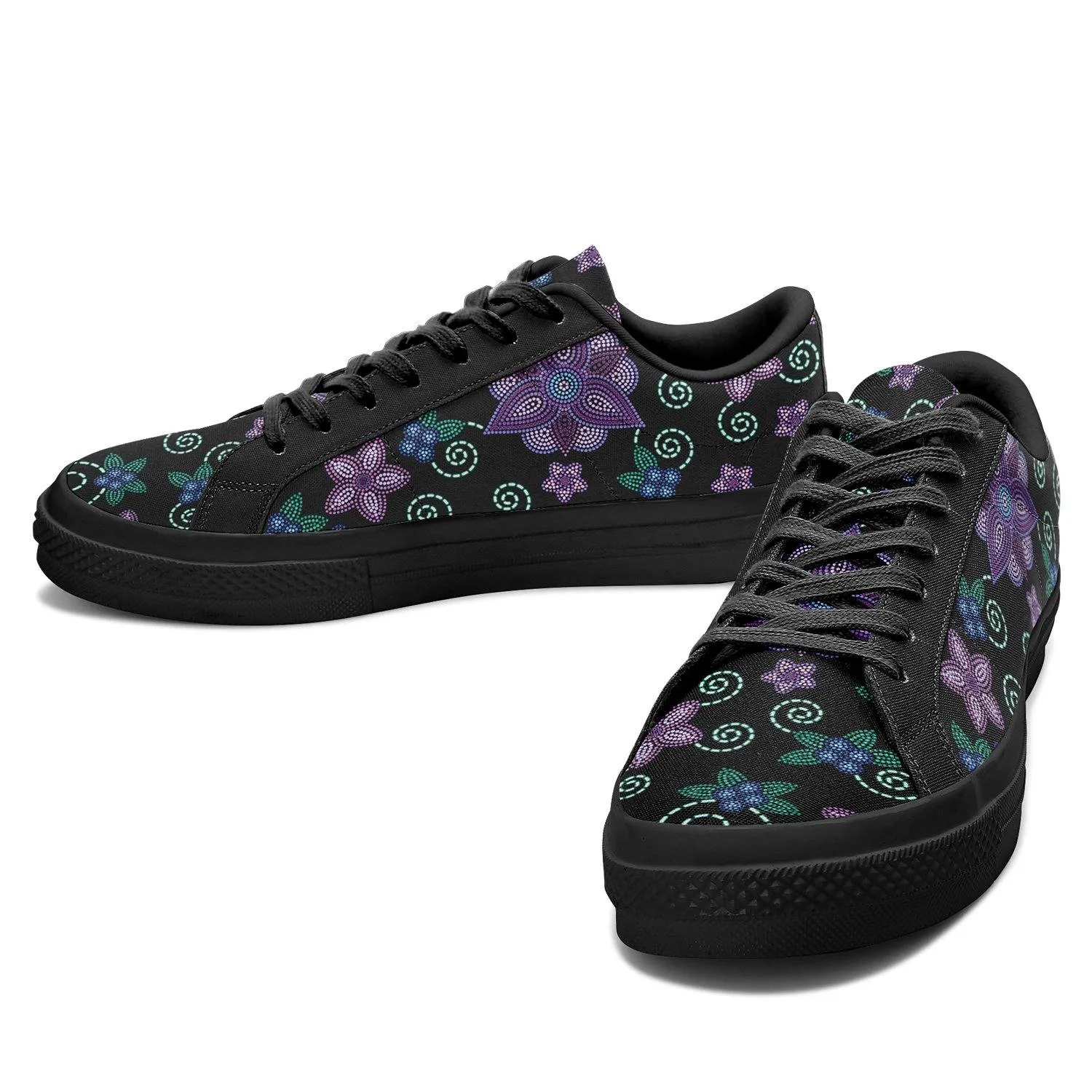 Berry Picking Aapisi Low Top Canvas Shoes Black Sole