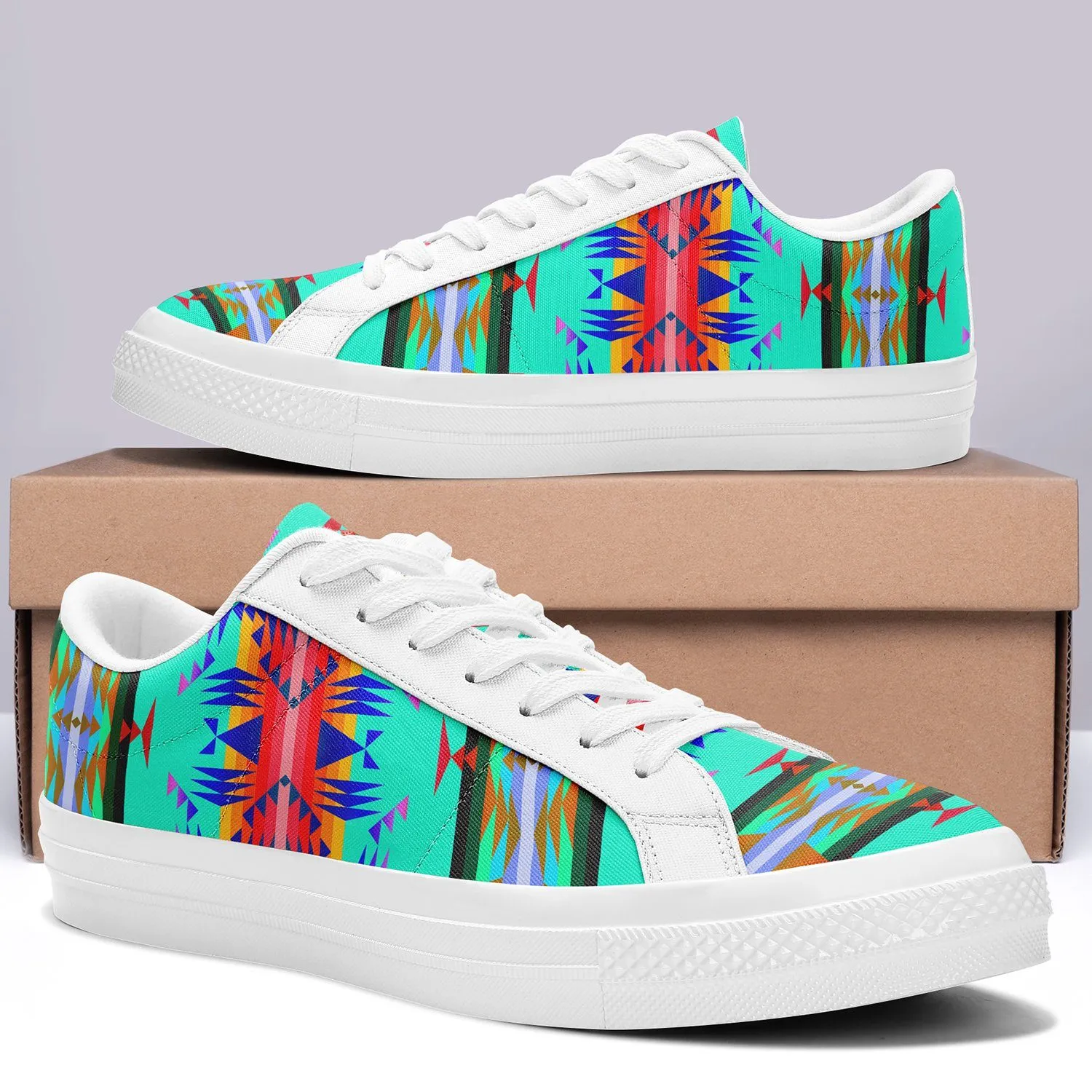 Between the Mountains Spring Aapisi Low Top Canvas Shoes White Sole