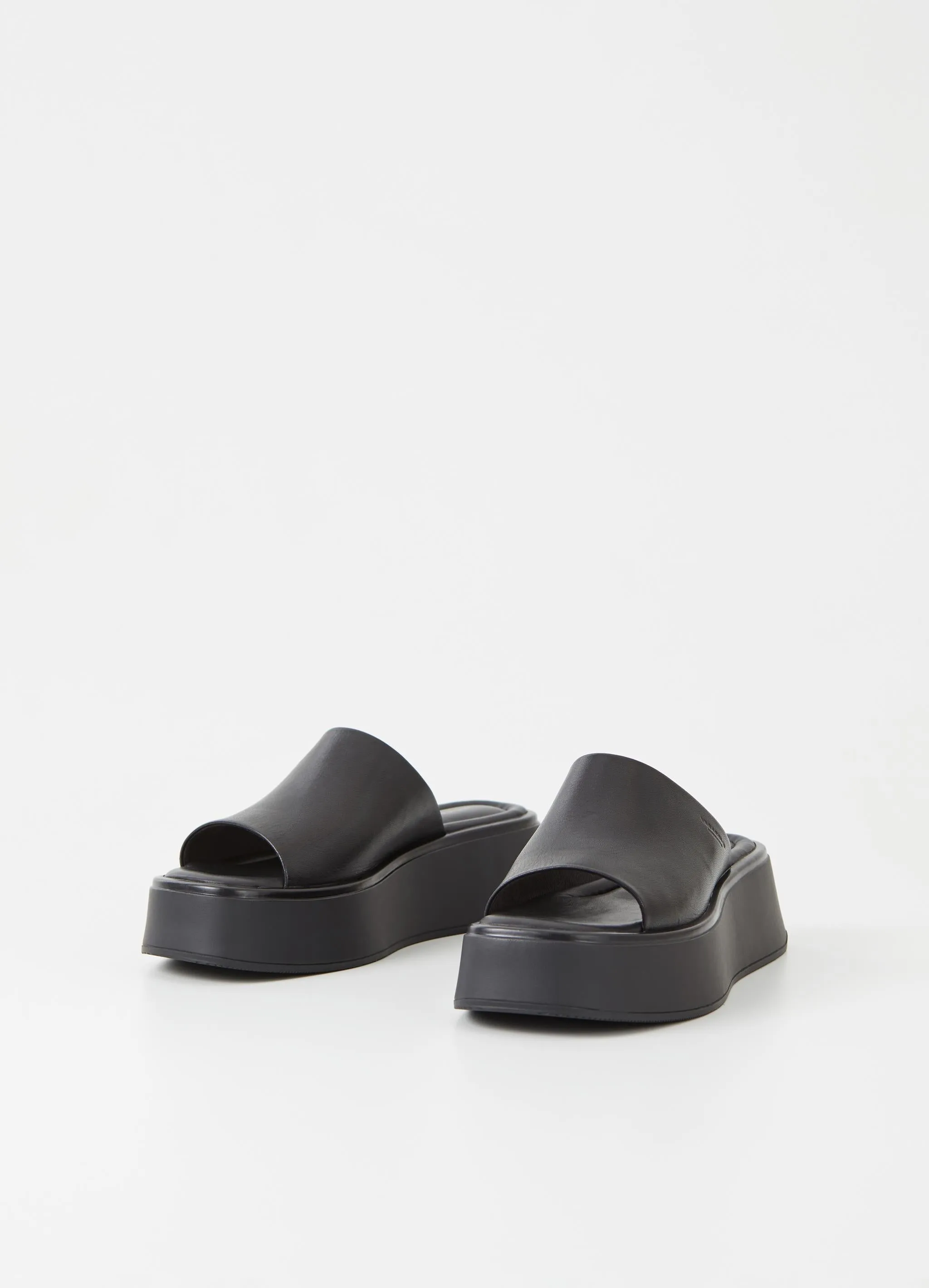 Courtney Slider Black