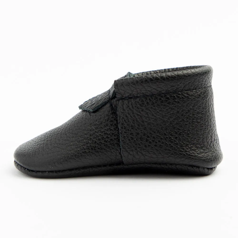 Freshly Picked First Pair Soft Sole Bow Moccasins - Carbon