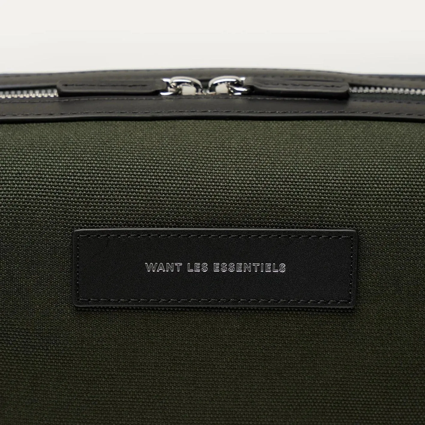 Green Kenyatta Organic Cotton Canvas Toiletry Bag - WANT LES ESSENTIELS