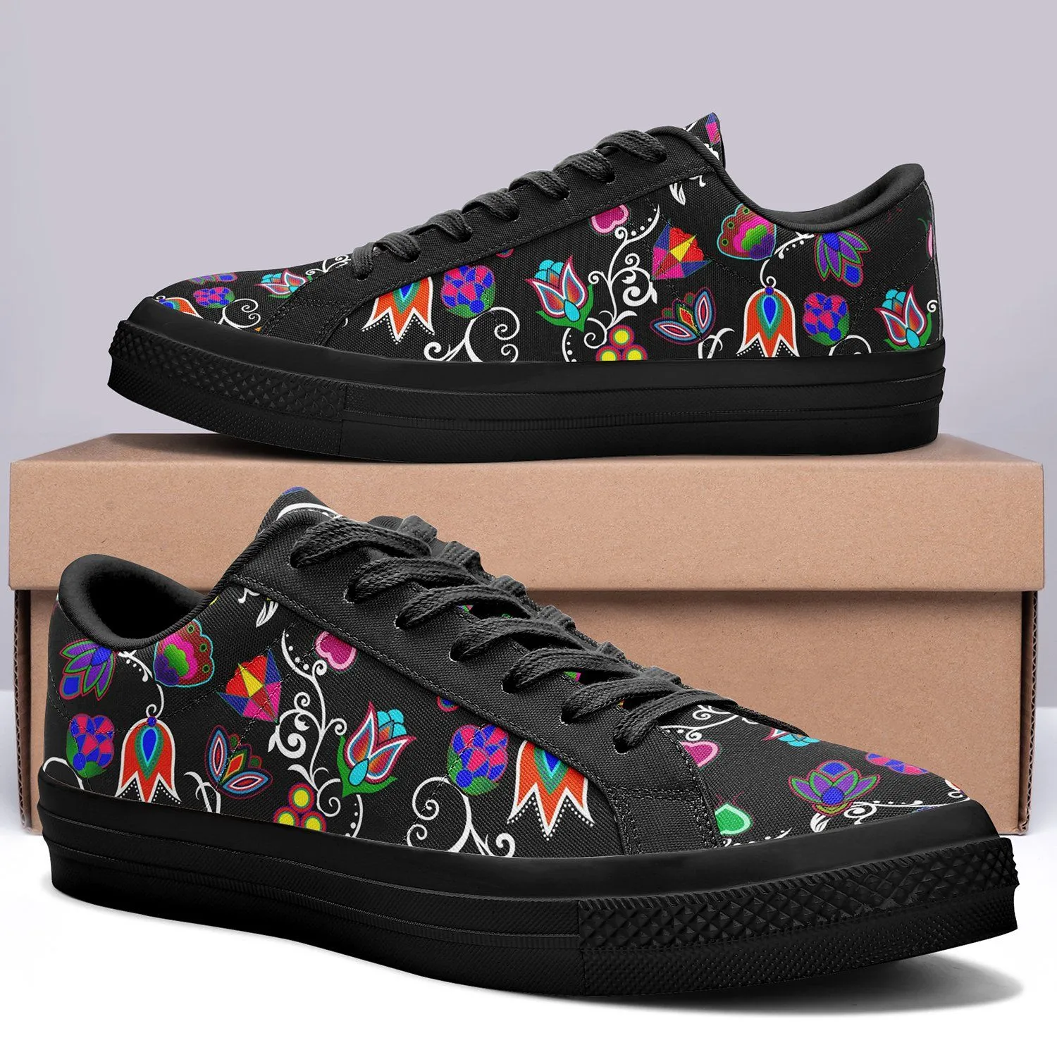 Indigenous Paisley Black Aapisi Low Top Canvas Shoes Black Sole