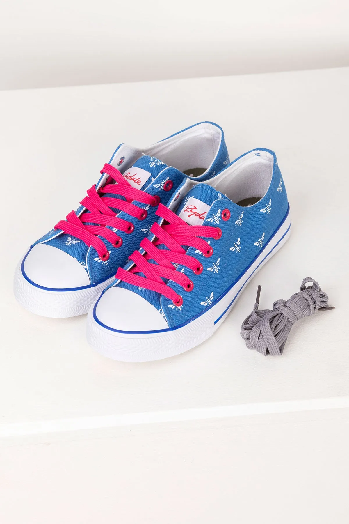 Ladies Canvas Trainers - Roxby II