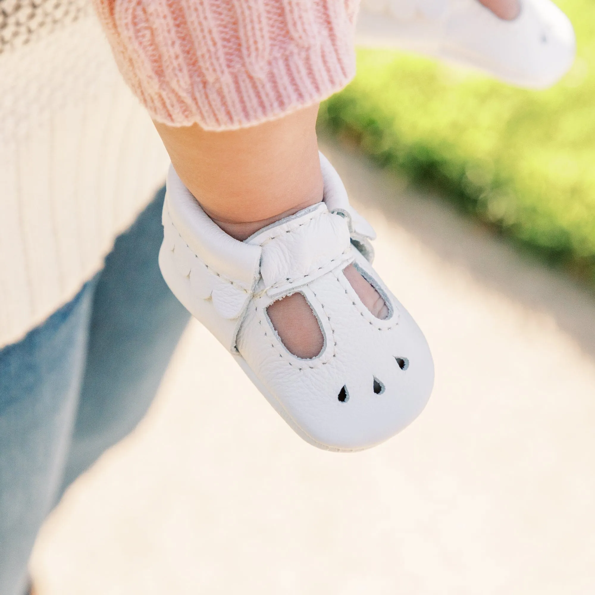 Newborn Bright White Mary Jane Baby Shoe