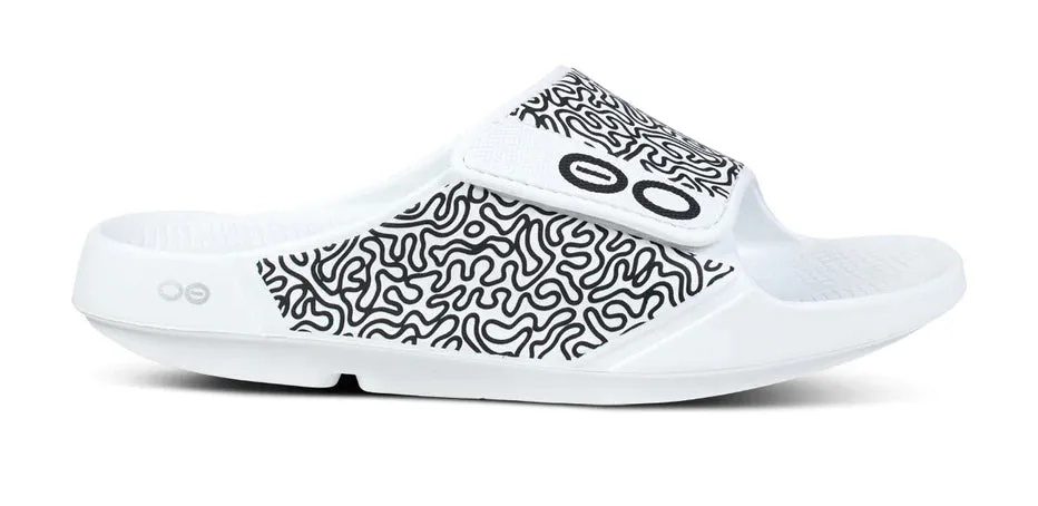 OOFOS Mens OOahh Sport Flex Slide White Labyrinth