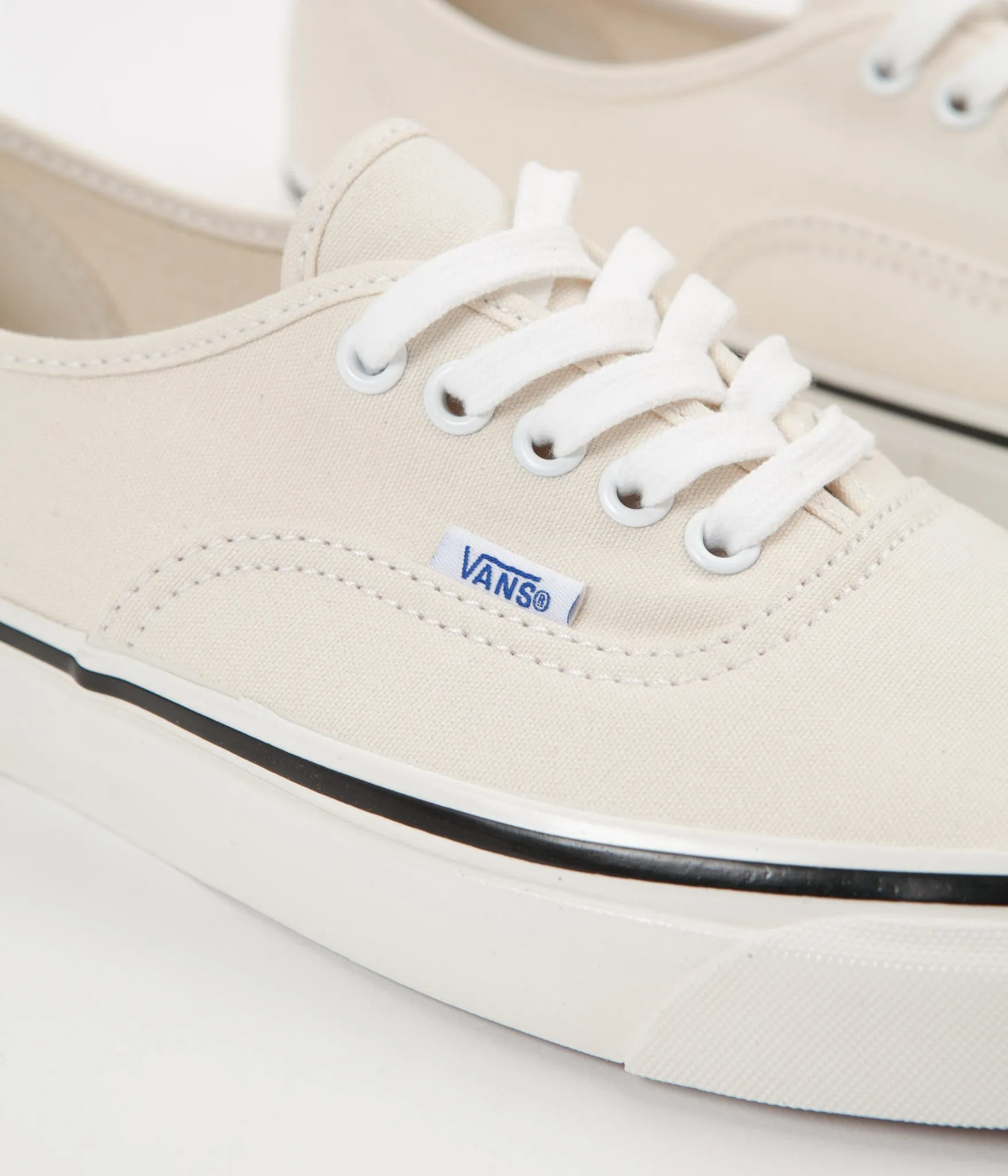 Vans Authentic 44 DX Anaheim Factory Shoes - Classic White