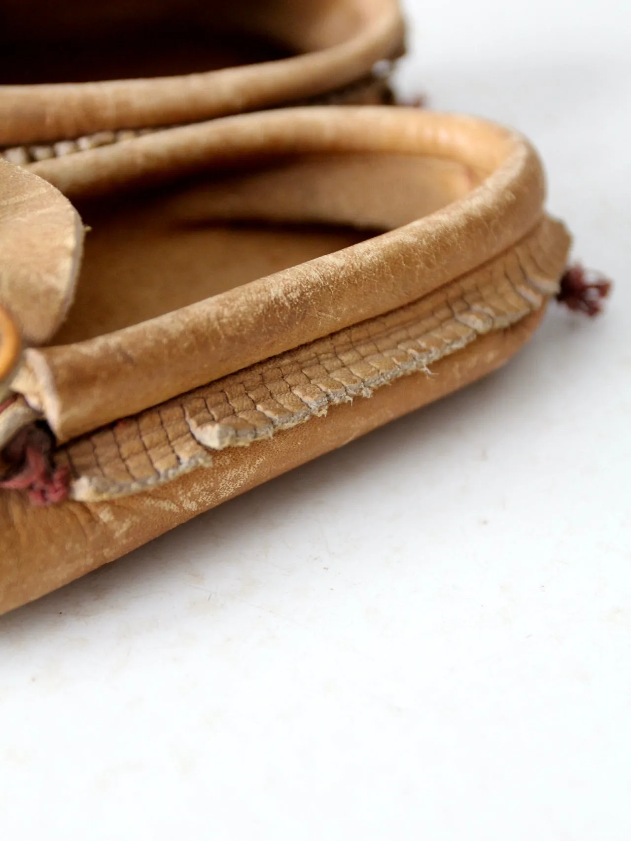 vintage kid's Minnetonka Moccasins with box