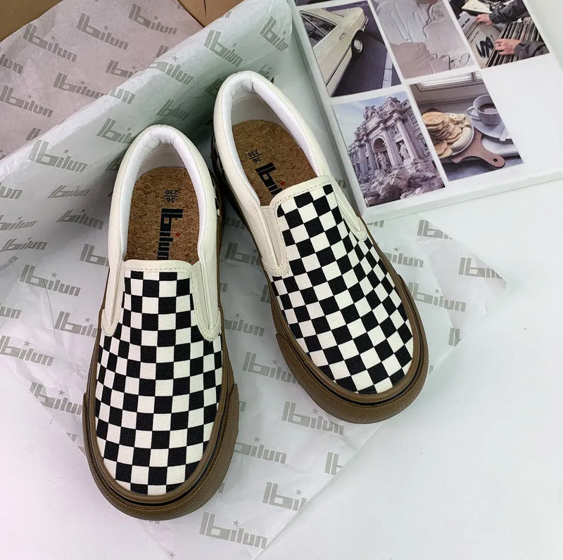 Women's Black And White Chessboard Plaid Slip-on Canvas Shoes